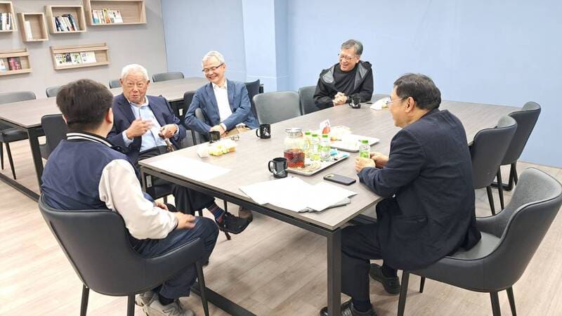 賈培源學長來訪